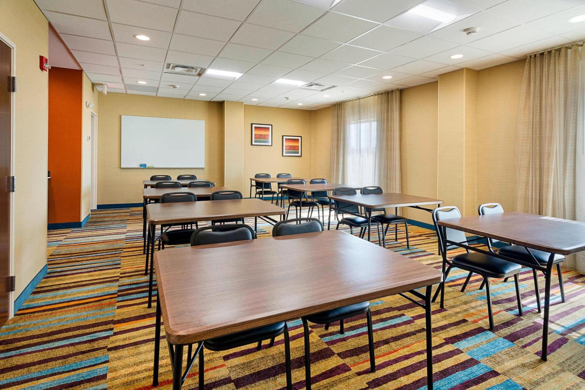 Fairfield & By Marriott 3*