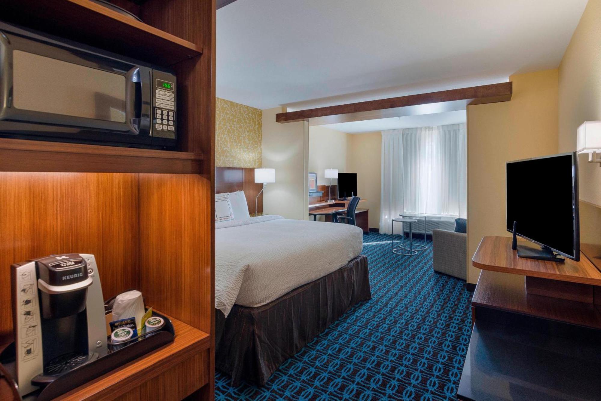 Fairfield & By Marriott Hotel 3*