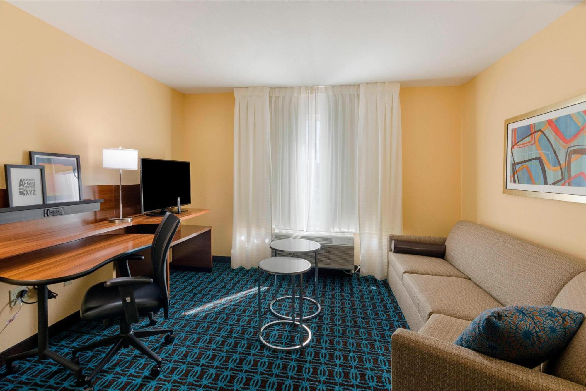 Fairfield & By Marriott Abingdon